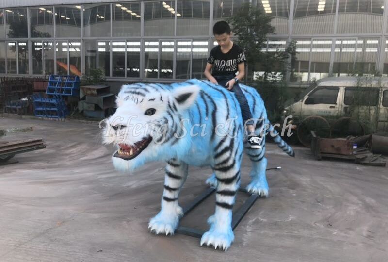 Shaped-customization Animatronic Tiger Landscape Interactive Model by Yifeng Dinosaur